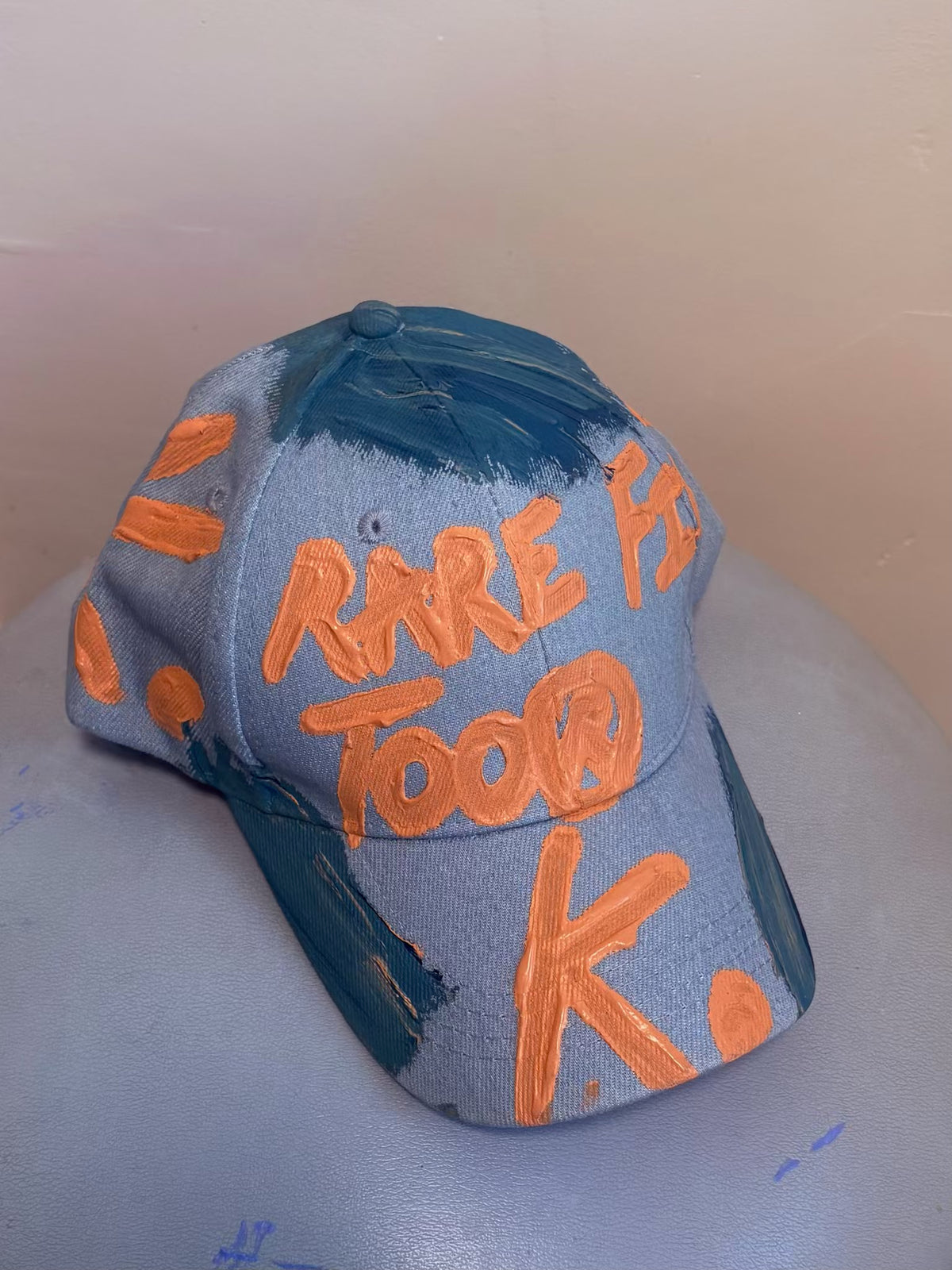 RARE FIGURE TOO K. HAT