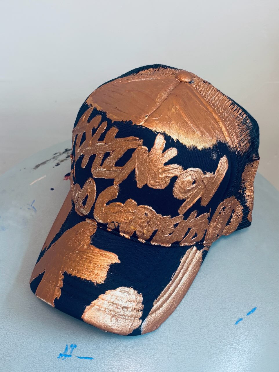 EXPECT THE BOASTS K. HAT