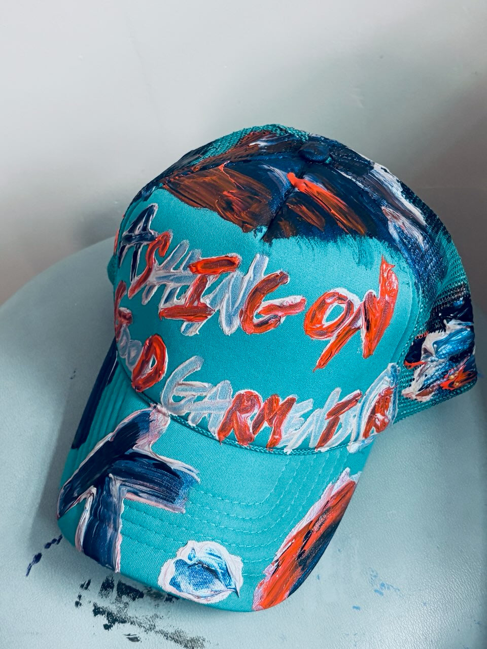 ICONIC MOTION, TOUCHÉ K. HAT