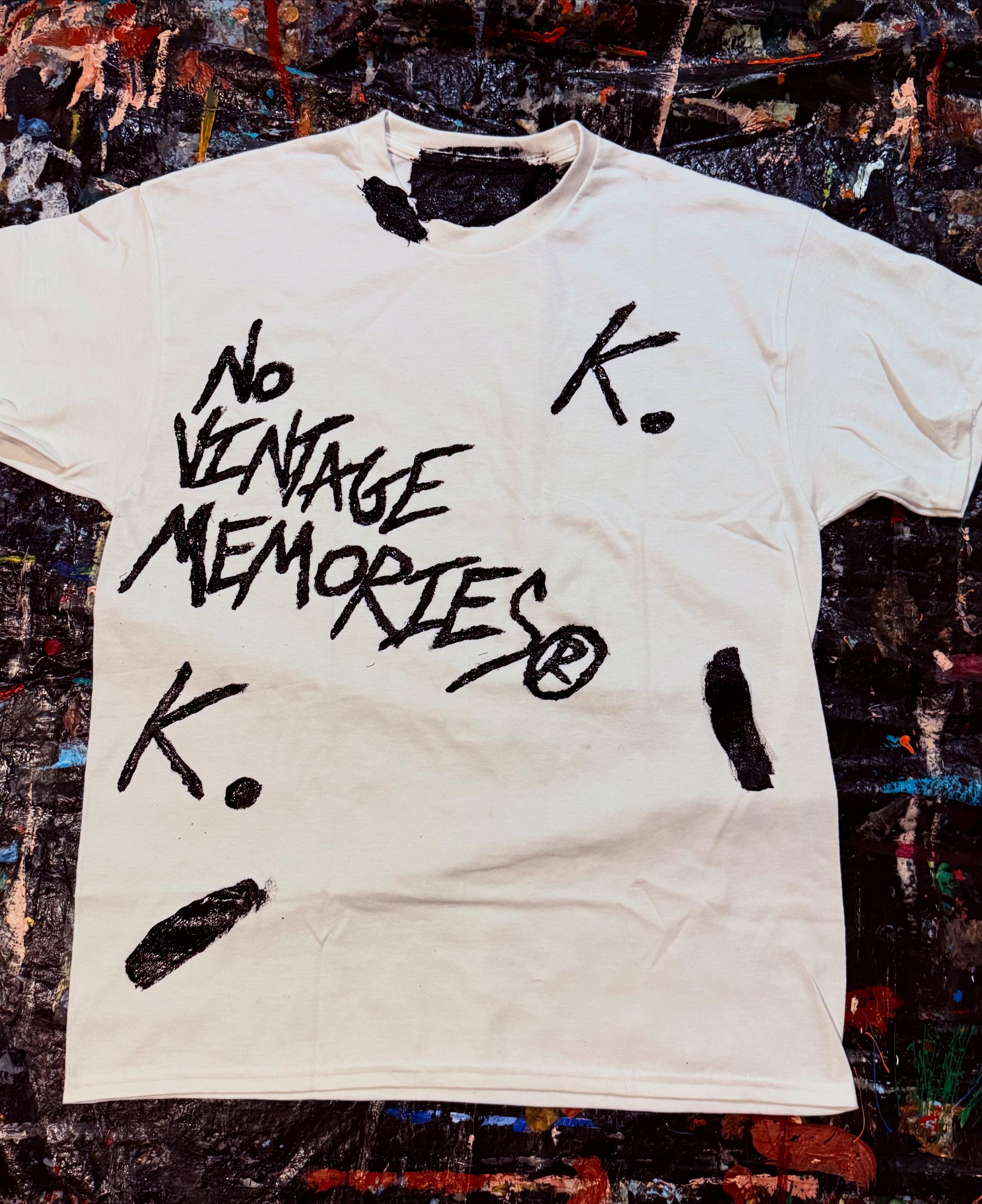NO VINTAGE MEMORIES K. TEE