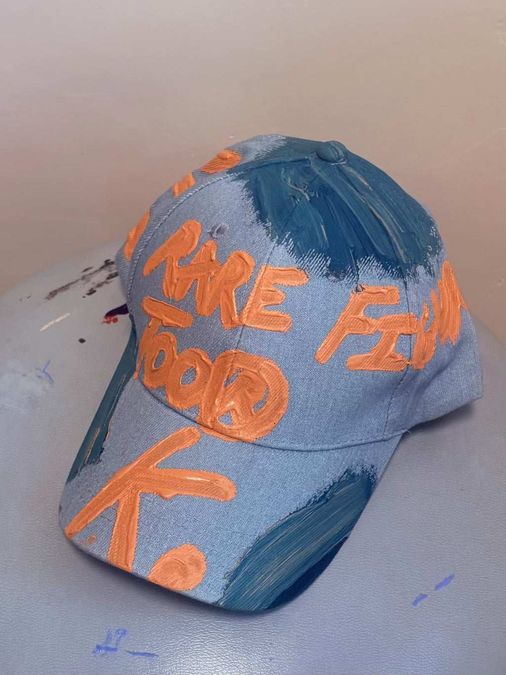 RARE FIGURE TOO K. HAT