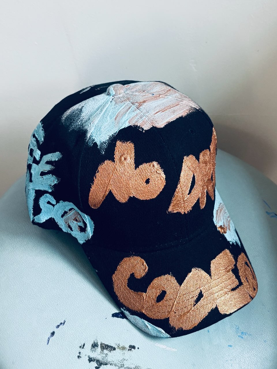 NO DRESS CODE BRAGGER K. HAT