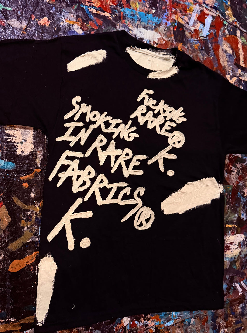 SMOKING IN RARE FABRICS K. TEE