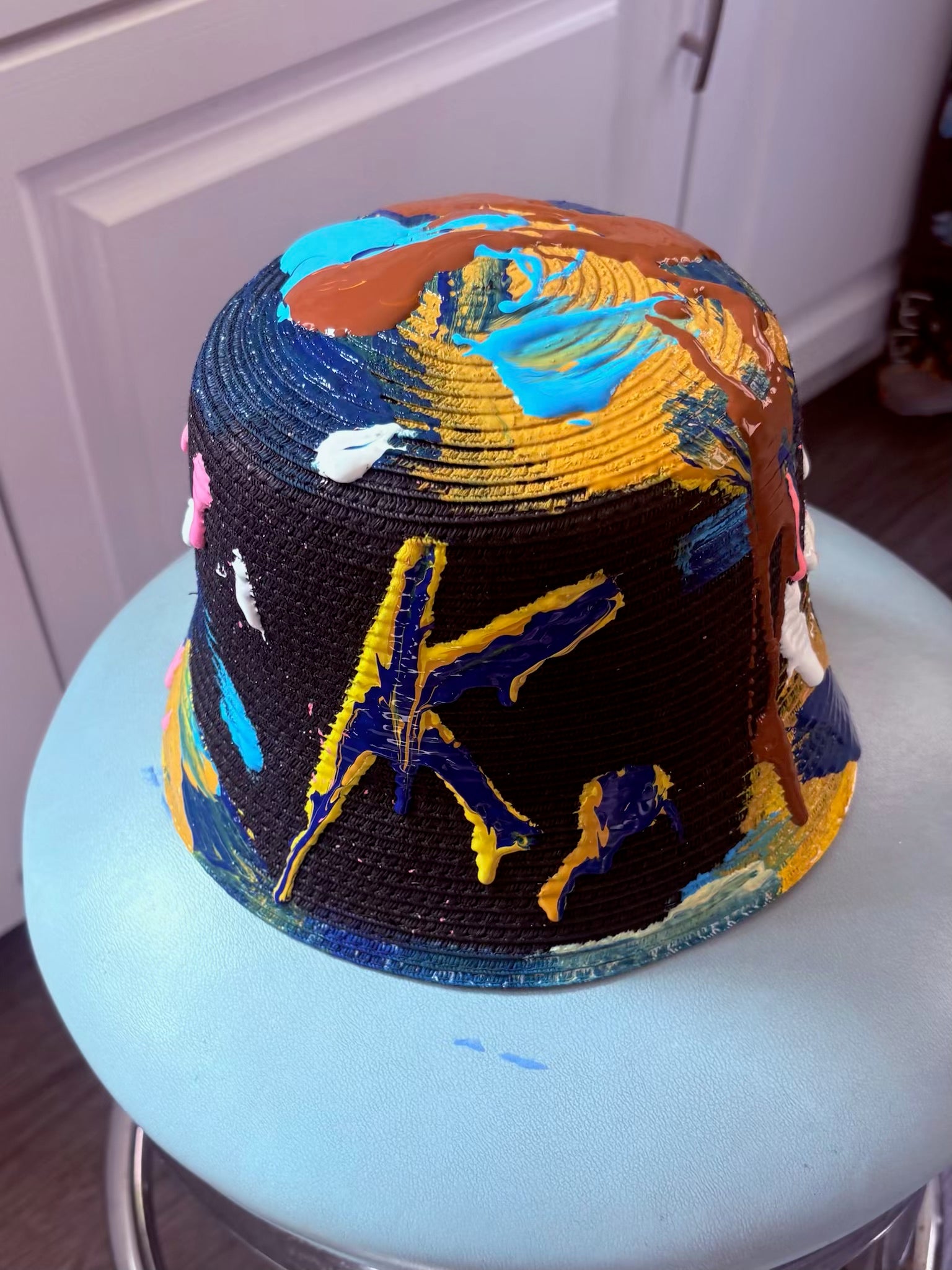 ASHING ON GOOD GARMENTS K. HAT