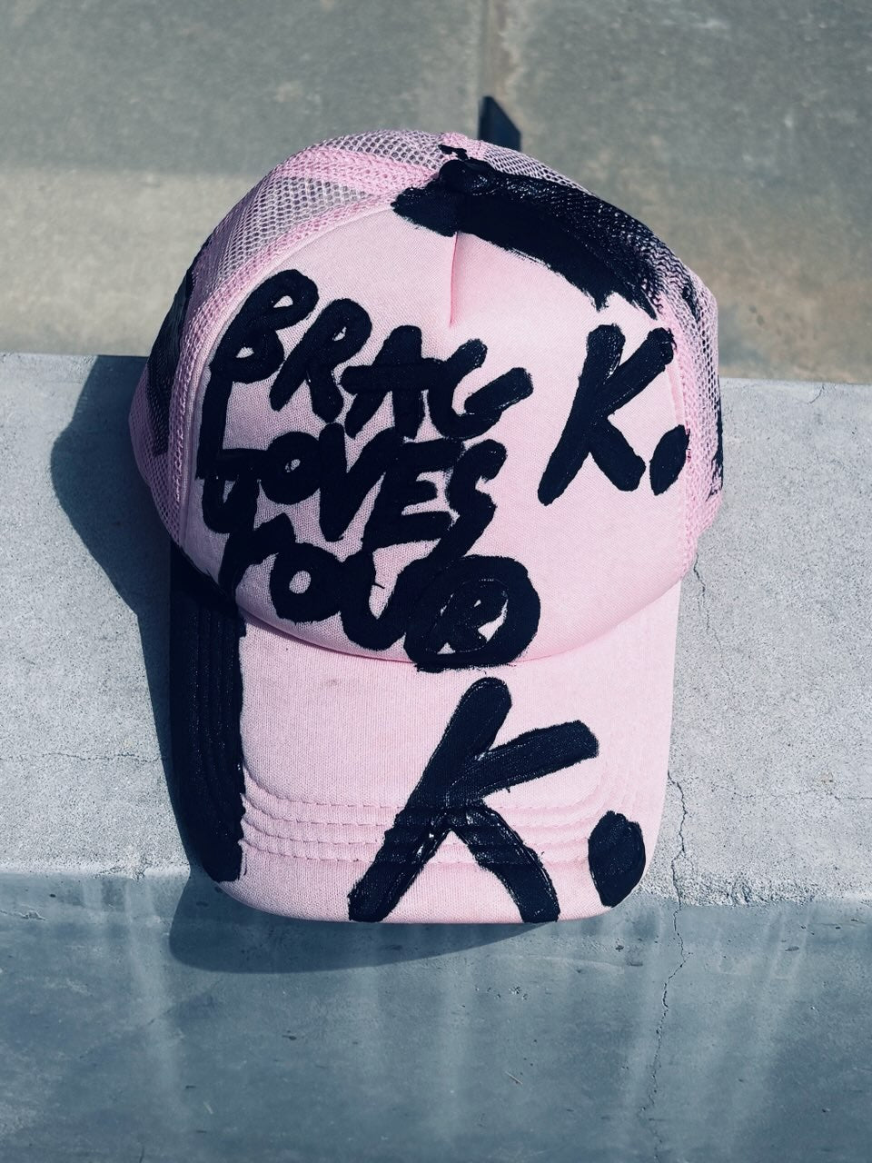 BRAG LOVES YOU K. HAT