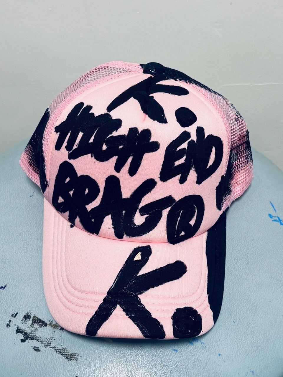 BRAGGER KNOWS, TOUCHÉ K. HAT