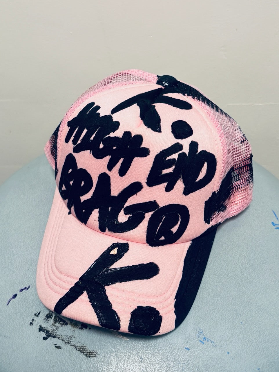 BRAGGER KNOWS, TOUCHÉ K. HAT